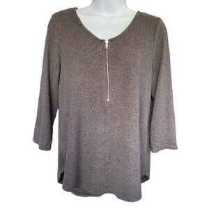Green Envelope 3/4 Sleeve Gray Knit Top - Size M